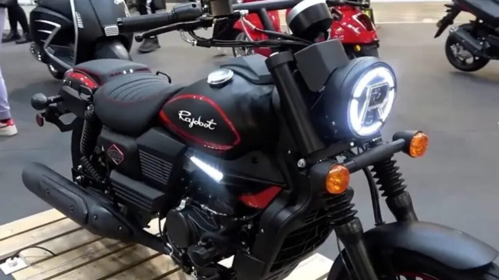 Rajdoot 350 New Version – 69 kmpl High Mileage with 425cc Engine, Stylish Design, Only 8,999 EMI!
